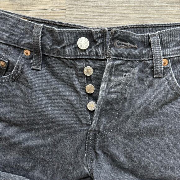 Levi’s 501 Black Jean Shorts Womens 28 Button Fly Cutoff Grunge Boho 100% Cotton - Picture 13 of 14